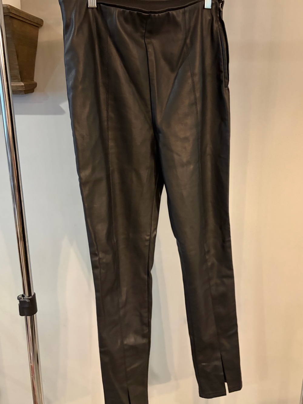 Very J Black Faux Leather Slim Pants elastic waist and side zipper size large